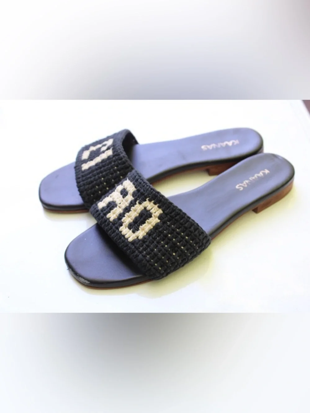 Kaanas Serin Ciao sandals